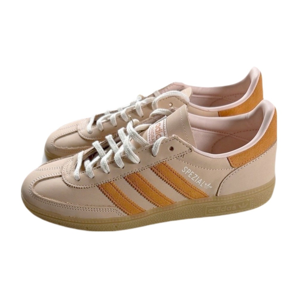 Adidas NWT Handball Spezial Sneakers Womens 8 Blush Pink Orange Suede IH1505